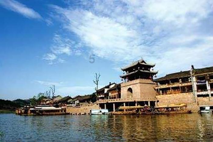 贴心举措让老年人舒心 各地拓展“社区养老”新模式
